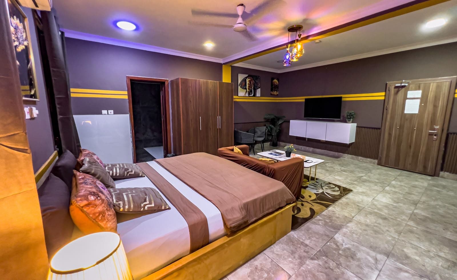 Ground Floor Executive